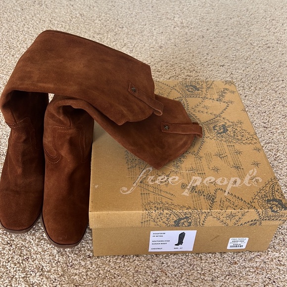 New Free People Boot(size 37 / 6.5) - Picture 6 of 7
